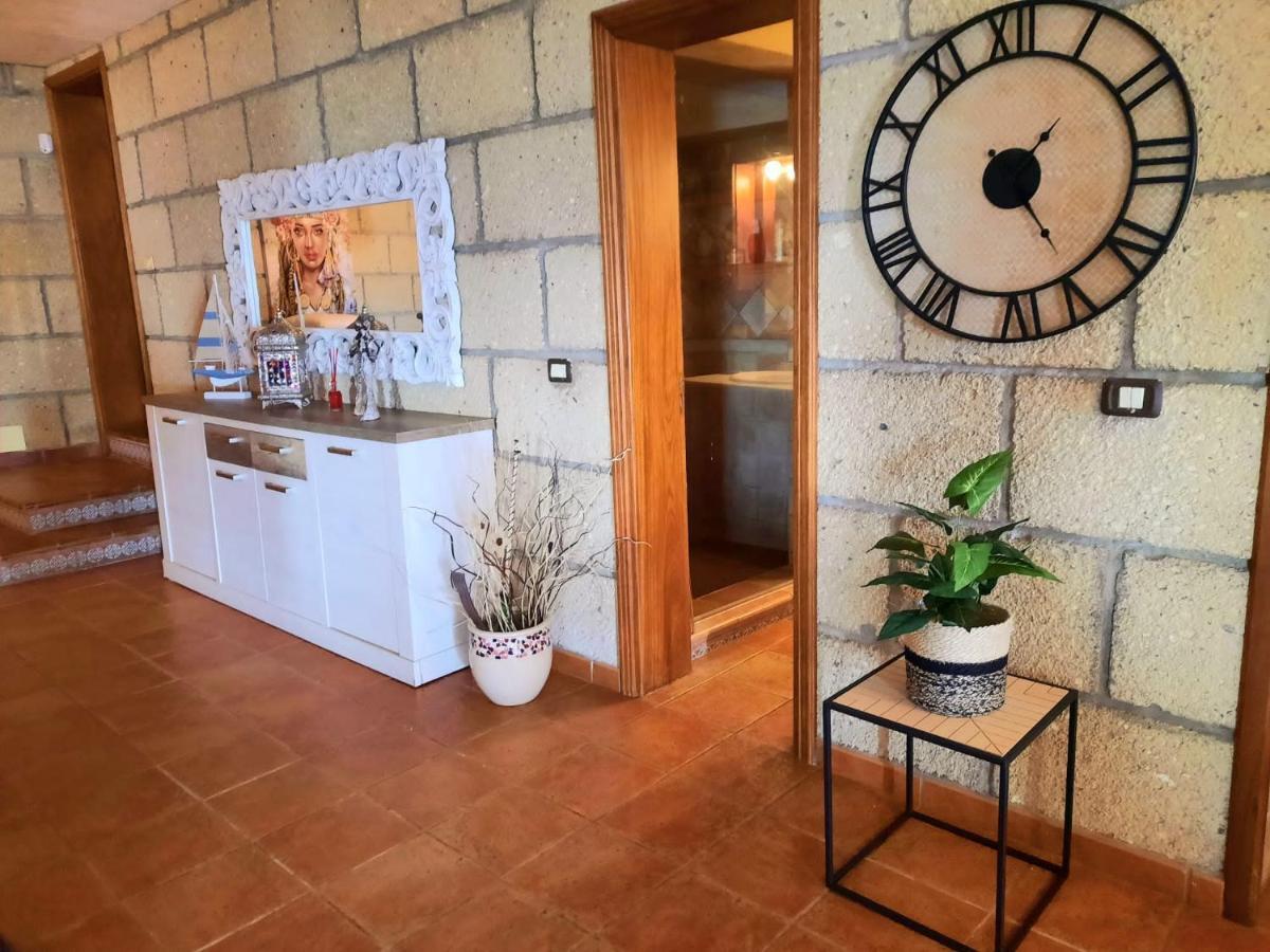 Paradise Villa Constancia With Views La Corujera Exterior photo